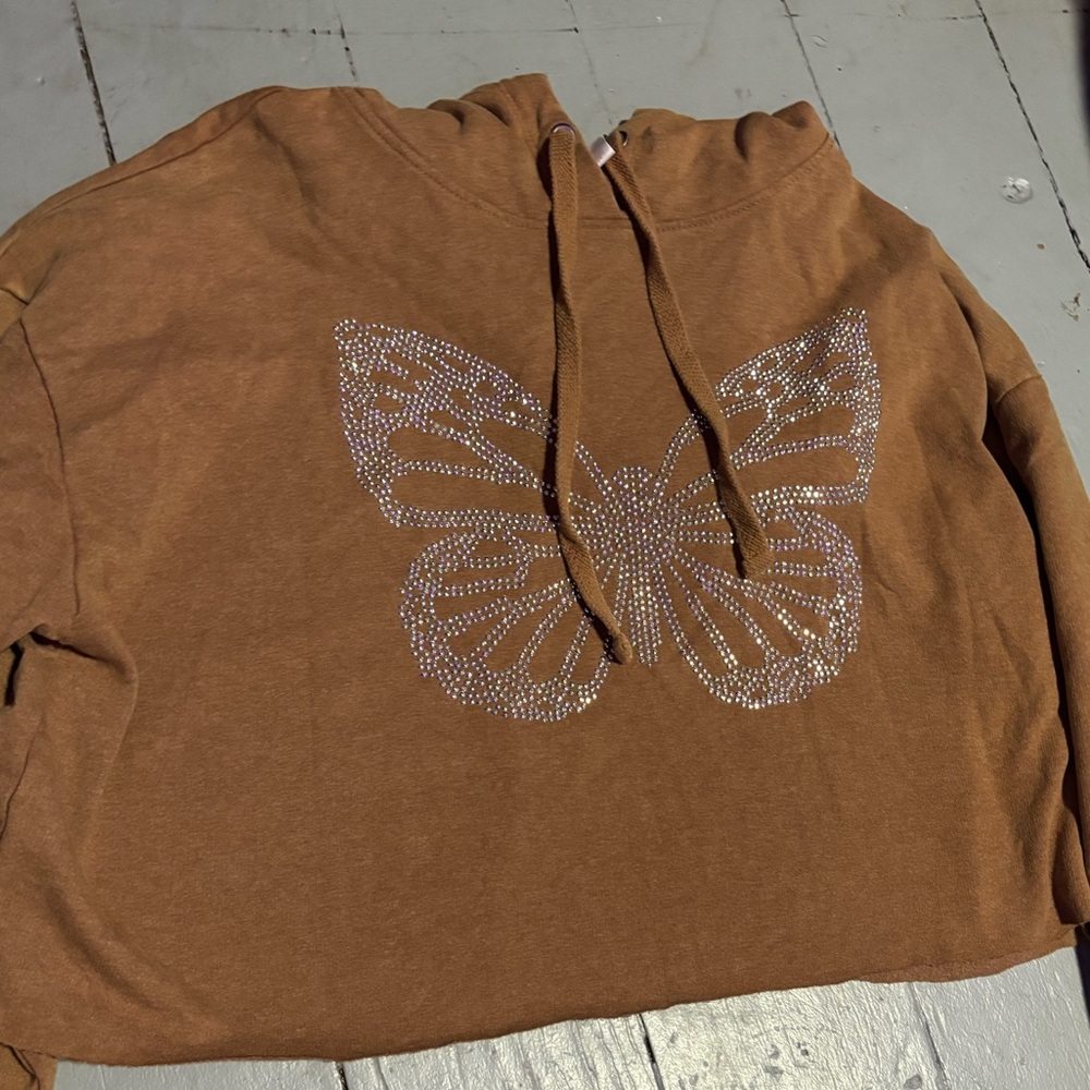Cropped women’s hoodie